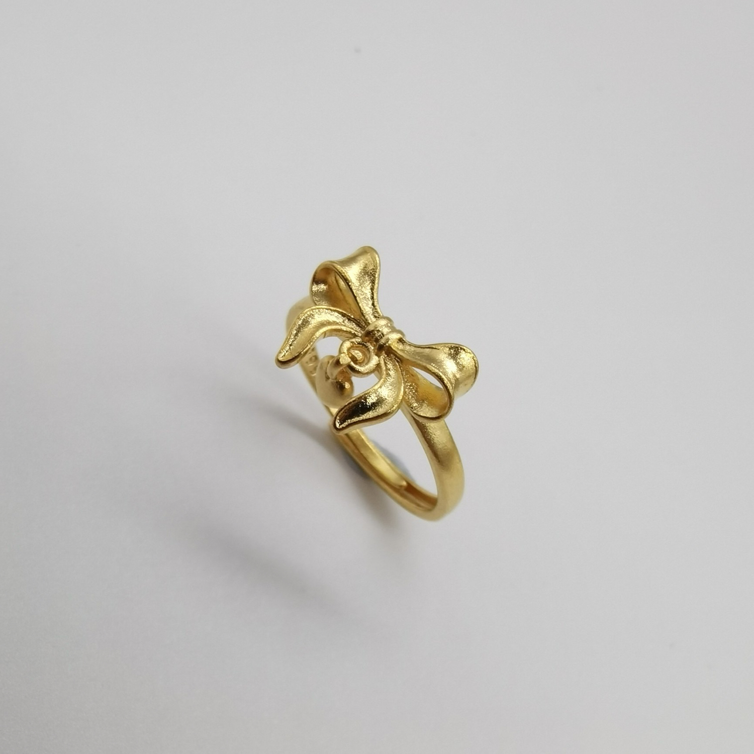 Alluvial gold vacuum electroplating 24K gold fugitive princess butterfly ring