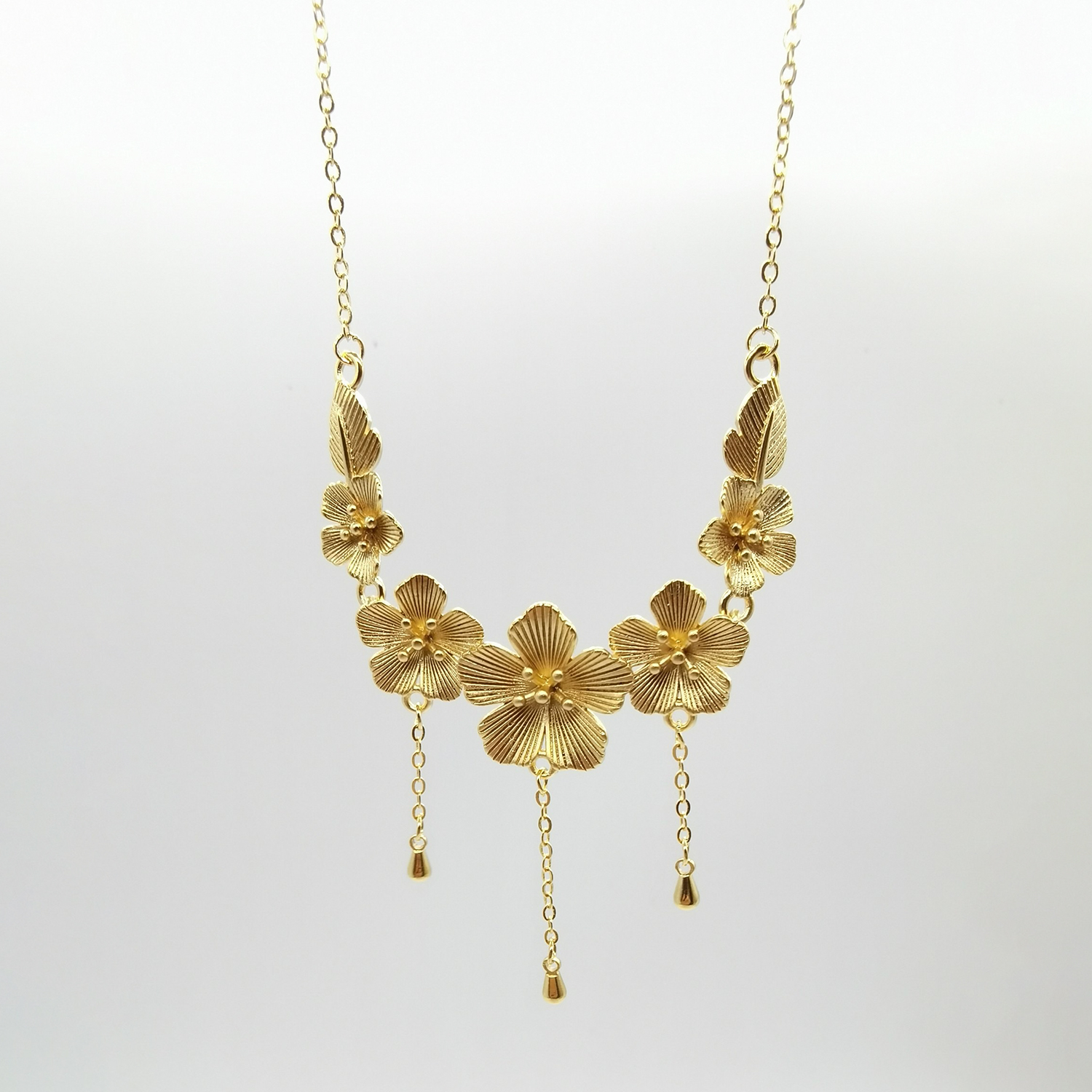 Alluvial gold vacuum electroplating 24K gold flowery tassel necklace