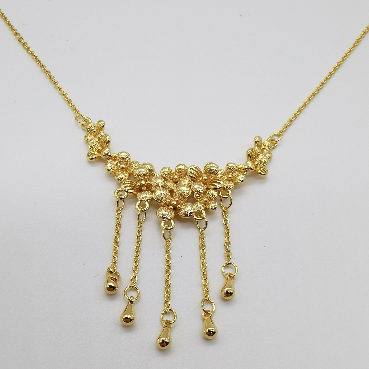 Alluvial gold vacuum electroplating 24K gold Huayuejiaqi tassel necklace