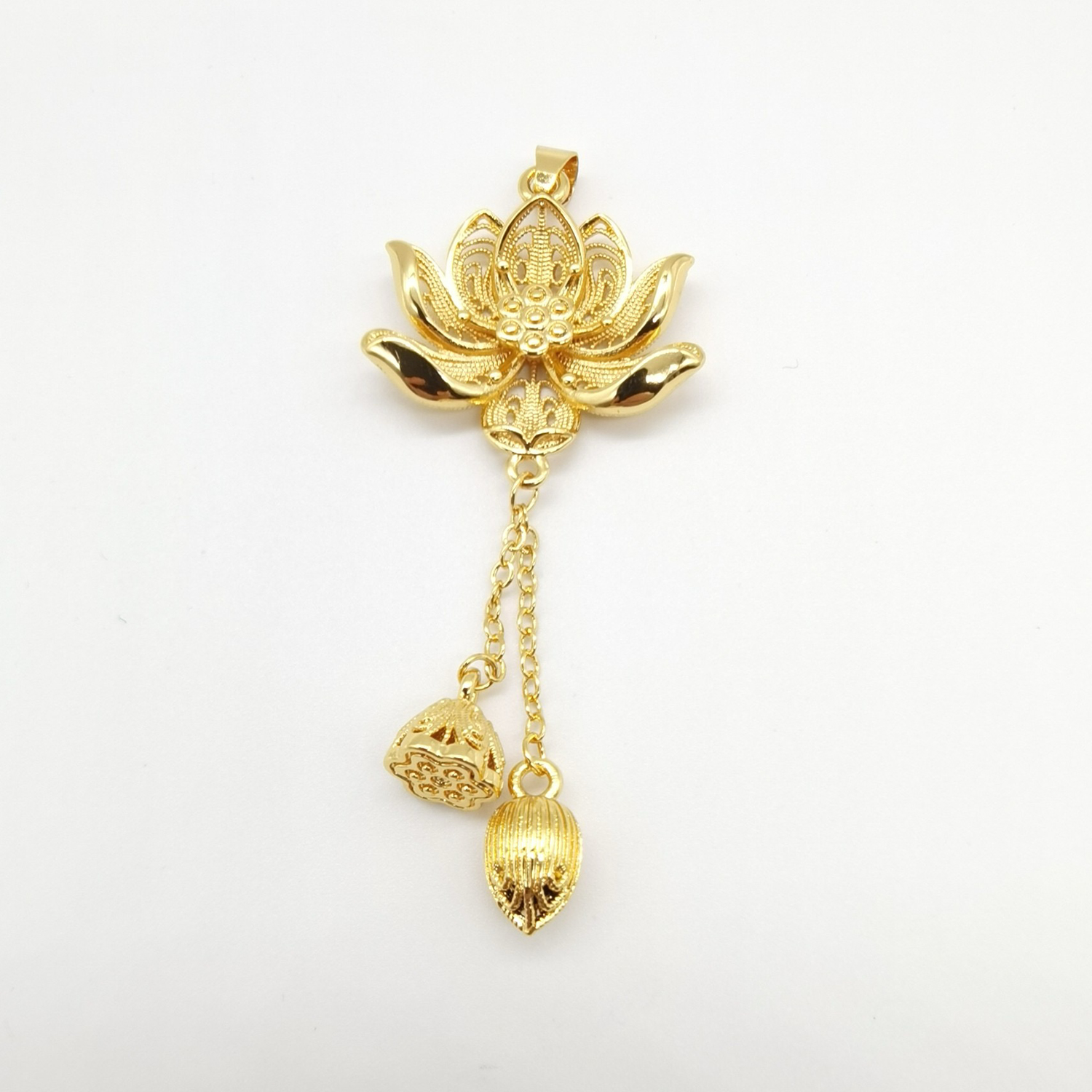 Alluvial gold ancient method vacuum electroplating 24K gold lotus pendant for joy of two generations