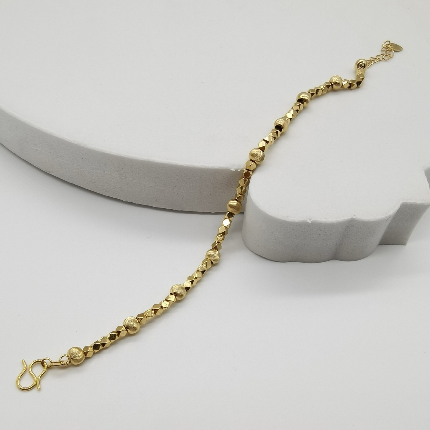 Alluvial gold vacuum electroplating 24K gold cat eye pearl bracelet