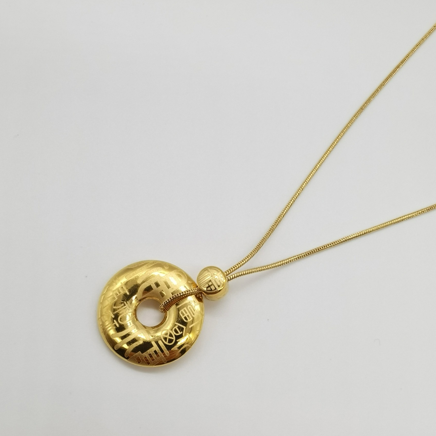 Alluvial gold vacuum electroplating 24K gold Pfaff safety buckle necklace
