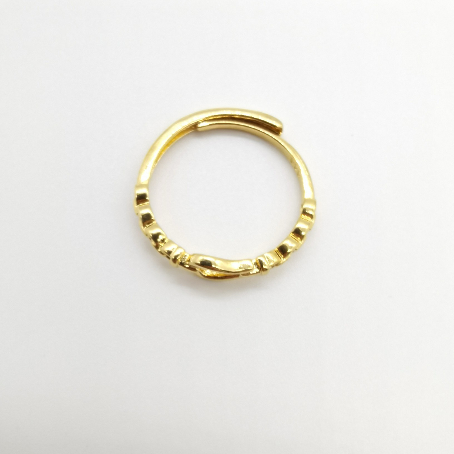 Alluvial gold vacuum electroplating 24K gold horseshoe buckle live ring