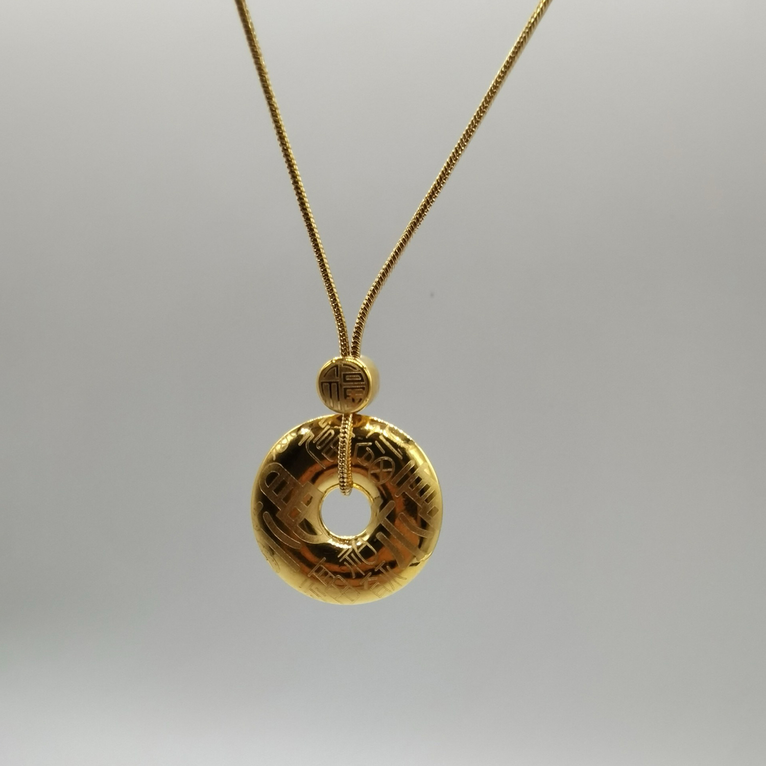 Alluvial gold vacuum electroplating 24K gold Pfaff safety buckle necklace
