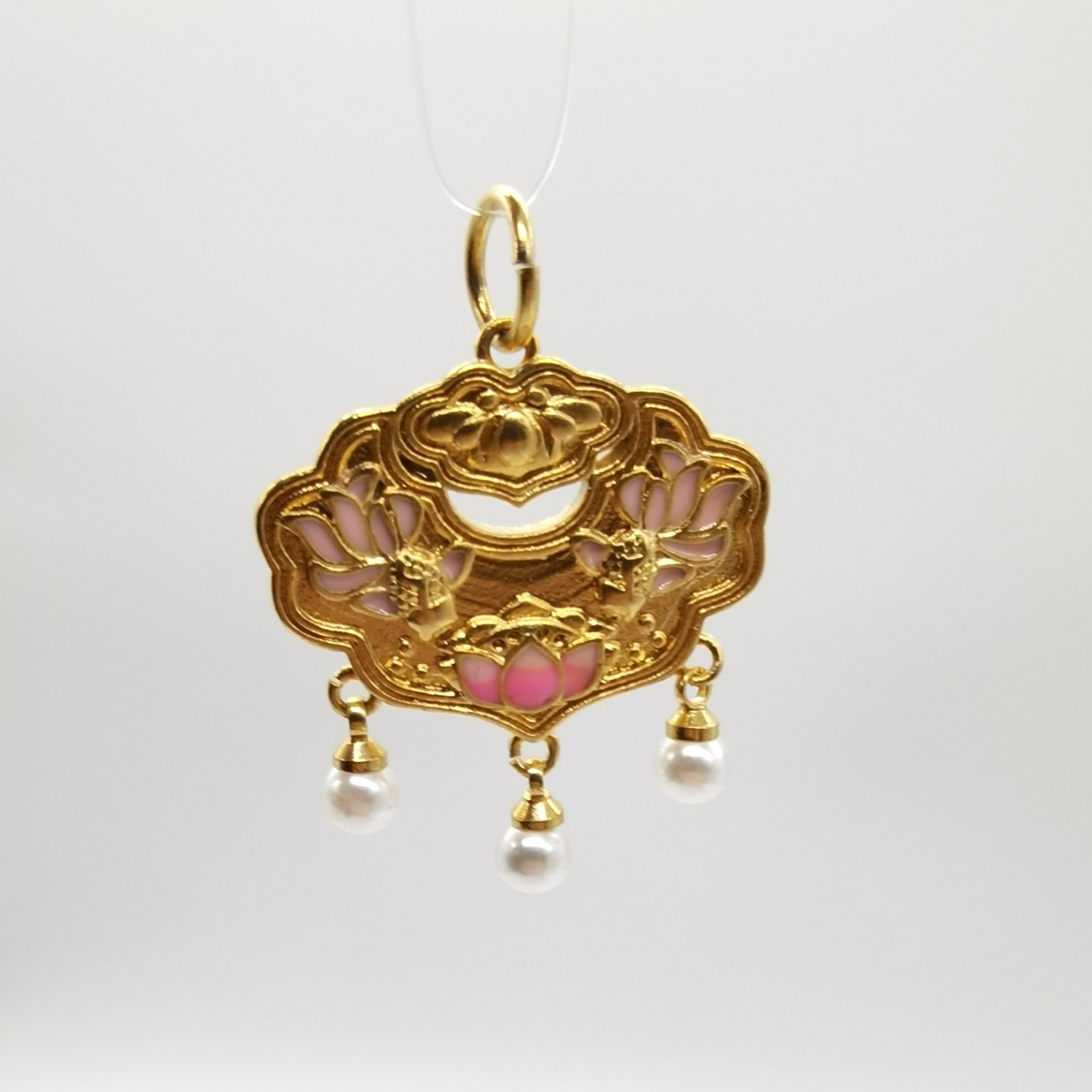 Alluvial gold vacuum electroplating 24K gold Ruyi Lotus Koi lock pendant